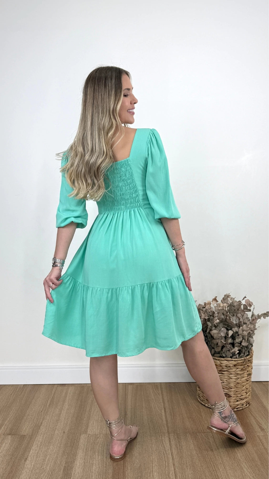 VESTIDO ADÉLIA LISO