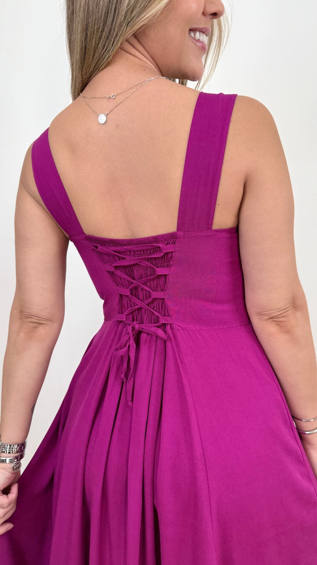 VESTIDO JULIA VITORIA LISO