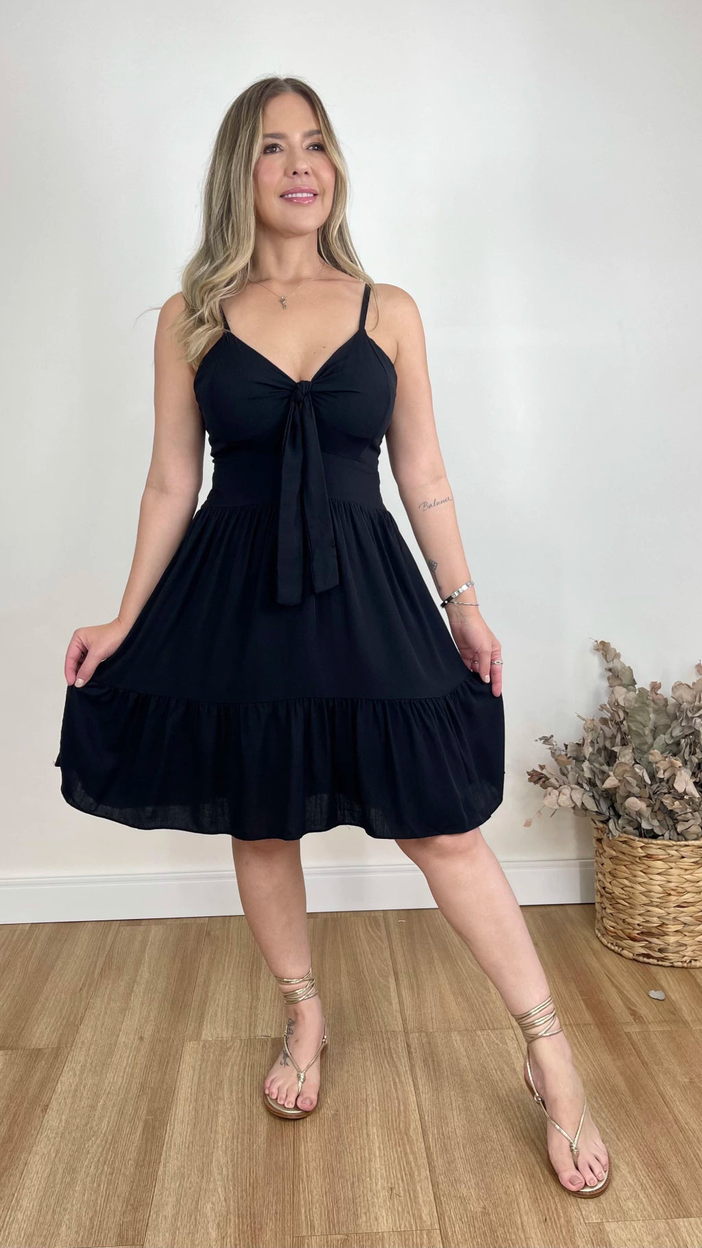 VESTIDO SOFIA CURTO LISO